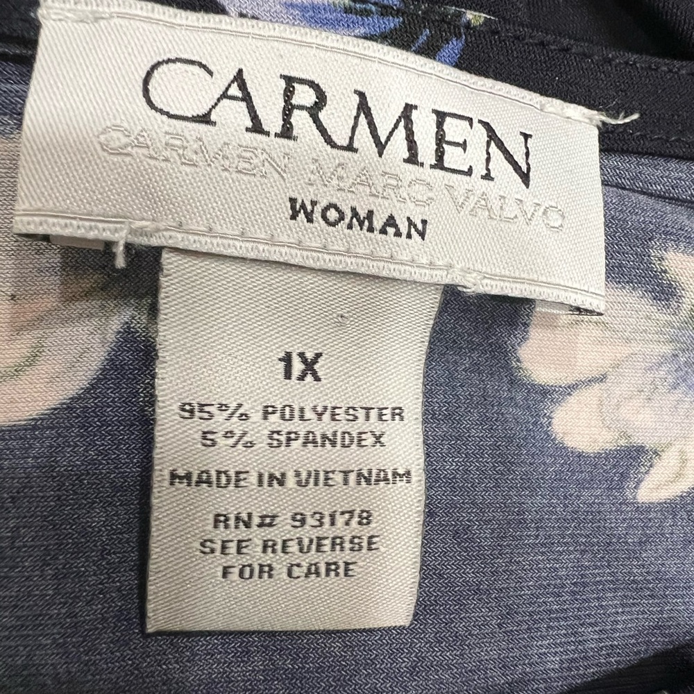 Carmen‎ Marc Valvo Blue and White Blouse - Picture 5 of 5